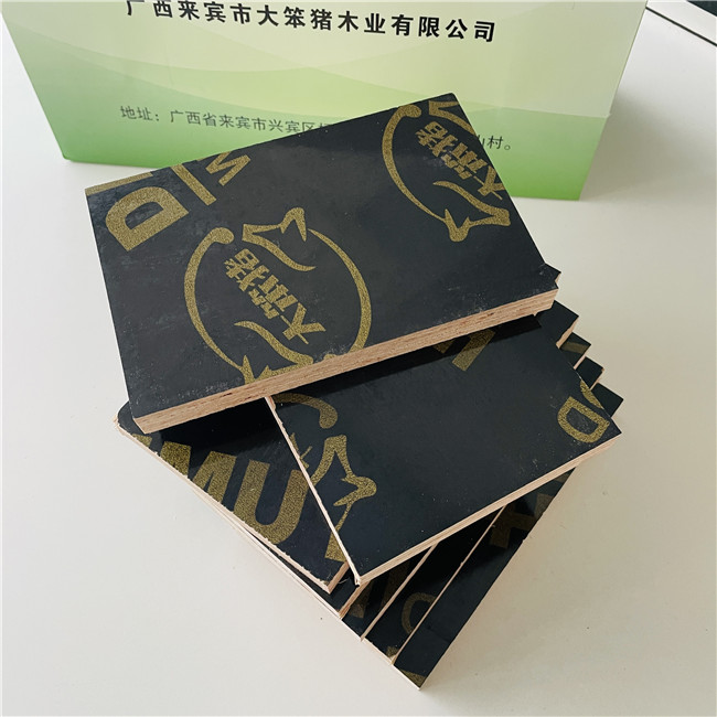 覆膜板